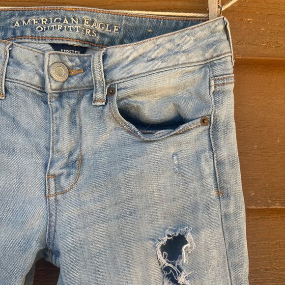 American Eagle Outfitters Stretch Skinny Distressed Light Blue Jeans Size 2 - Picture 4 of 13